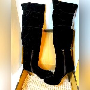 EUC Women's Size 8 Black Velour Over the Knee High Heeled Boots Shoes Dress